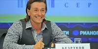 Сергей Безруков: Не бойтесь совершать ошибки, ничего не откладывайте на потом!