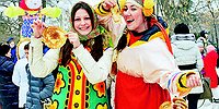 Ешь расстегаи, блинчики жуй!