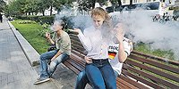По улицам кальян носили