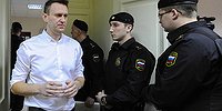 Навального выводят из кампании