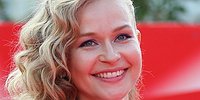 ВЛЮБЛЕНА И ОЧЕНЬ ОПАСНА