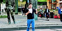Можно ли заработать, читая стихи на Арбате