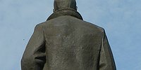 Запрограммированные революцией