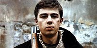 ДЕЛАТЬ ЖИЗНЬ С КОГО