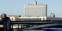 Первая сотня — на выход