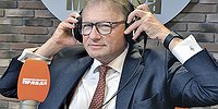 «Налоги для банкиров и нефтяников должны быть выше, а для остальных - ниже»