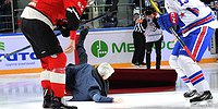 Моуринью падает в объятия России