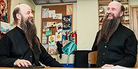 Позовите докторов! или Как физики становятся богословами.