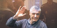Майкла Калви подготовили к домашнему аресту