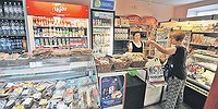 Стоит ли спасать маленькие магазинчики, пока их не сожрали супермаркеты