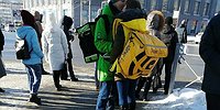 Полстраны от безысходности ушло в курьеры, а на каждое достойное место 5 претендентов