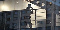 Федеральная служба в опасности