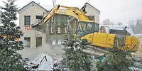 Что делать с элитным жильем, построенным с нарушением правил