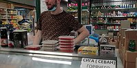 ВЫВЕСКИ СНЯЛИ, ПРИЛАВКИ ОСТАЛИСЬ