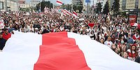 Минск не остывает: Ешьте драники, не заставляйте применять силу!