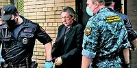 В колонии ждут Ефремова, у которого «денег до фига»