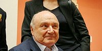 За наследство Жванецкого поборются вдова, сын и пятеро внебрачных детей