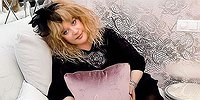 АЛЛА ПУГАЧЕВА: НЕ ПЛЮЮЩАЯ В ВЕЧНОСТЬ