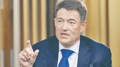 Пациентов нельзя положить валетом