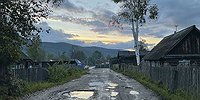 «Мама — это где-то рядом с Москвой». В поисках точки абсолютного покоя