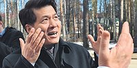 Китай начал с гонца