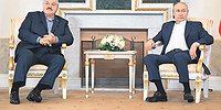 А он, мятежный, просит Жешув