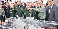 С широко раскрытыми кругами