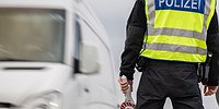 Европа строит автостену