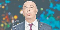 Бюджет расщедрился на обе стороны