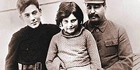 Внуки Керенского винят царя, а внуки Троцкого не любят Россию