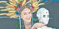 Стимулы с подсказкой из-за границы