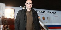 Чтоб уцелеть в американской тюрьме, изображал отморозка