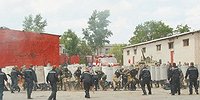 Тюрьмы трещат по швам