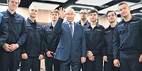 Не космонавты мы, не летчики