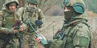Пока Зеленский крутит хвостом