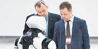 ИИ поручат позвать инспектора