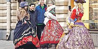 Удовлетворенность тянется за доходами